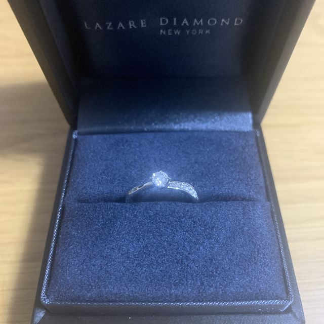 【ラザール ダイヤモンド(LAZARE DIAMOND)の口コミ】 ダイヤモンドがどのブランドよりも輝いており、その輝きを忘れることがで…