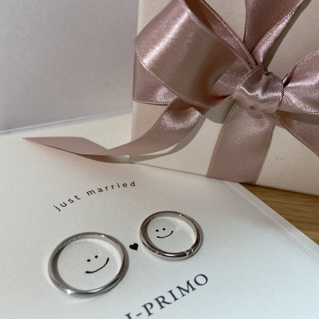 【アイプリモ(I-PRIMO)の口コミ】 ワンストーンでシンプルなデザインかつ、ストーンが
とても綺麗に見える為…