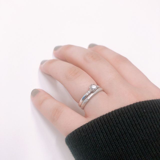 【mina.jewelry(ミナジュエリー)の口コミ】 ナチュラルで私生活に馴染むデザインが多いかと思います。キラキラしすぎ…