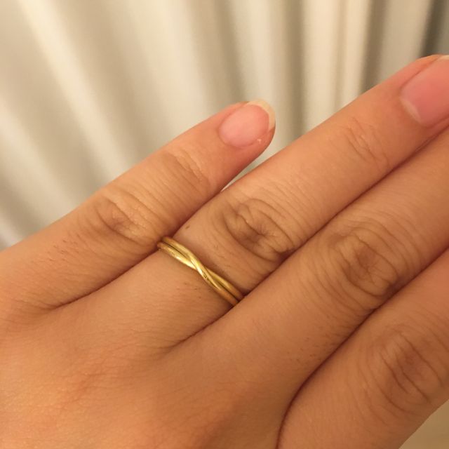 【shihara(シハラ)の口コミ】 結婚指輪は値段も見た目もファッションリング感覚で良い、と割り切ってい…