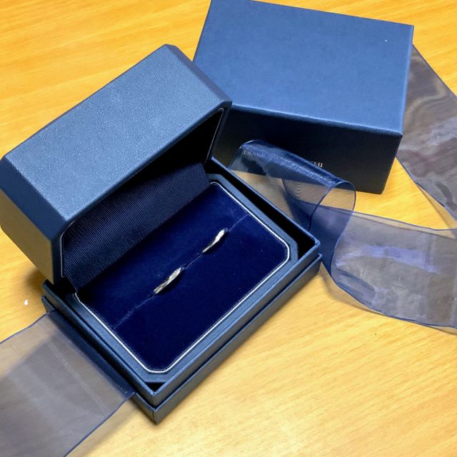 【銀座ダイヤモンドシライシの口コミ】 指輪のデザインは、婚約指輪（WhiteLily、ストレート、ダイアモンド一粒タ…