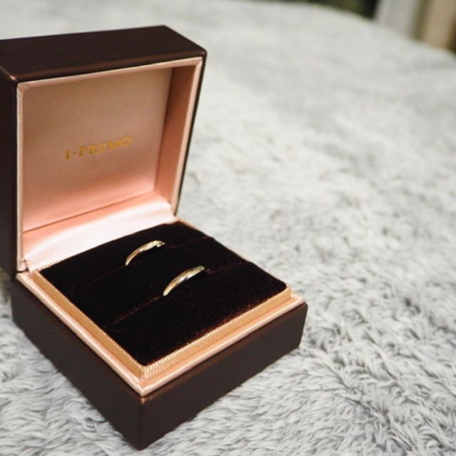 【アイプリモ(I-PRIMO)の口コミ】 指がきれいに見えるデザインと
北極星、北斗七星と、星に関係する
ストー…