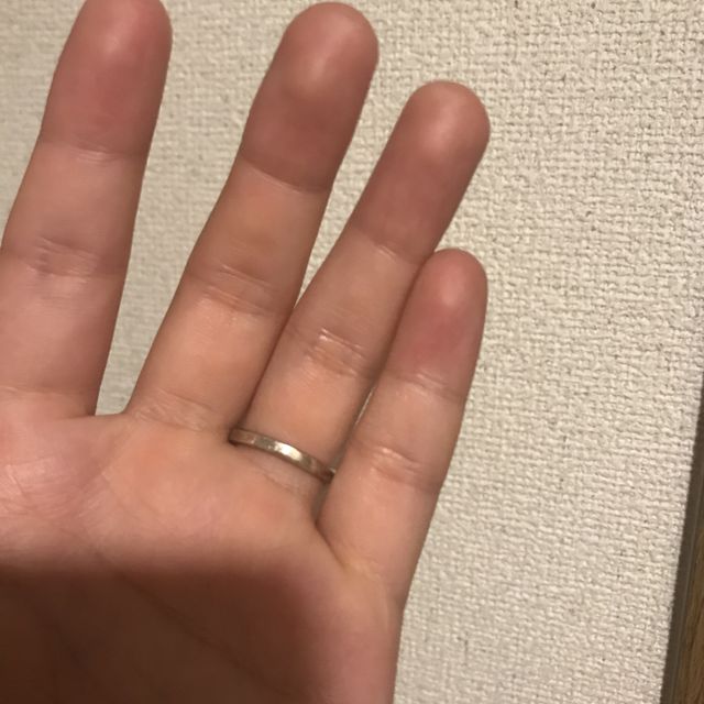 【杢目金屋(もくめがねや)の口コミ】 鋳造ではなく、鍛造であること。また、デザインを細かく選んでいき、2人の…