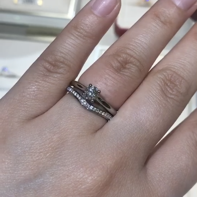 【カルティエ(Cartier)の口コミ】 ブルガリのコロナとかなり迷いましたがブルガリのコロナは普段の生活でず…