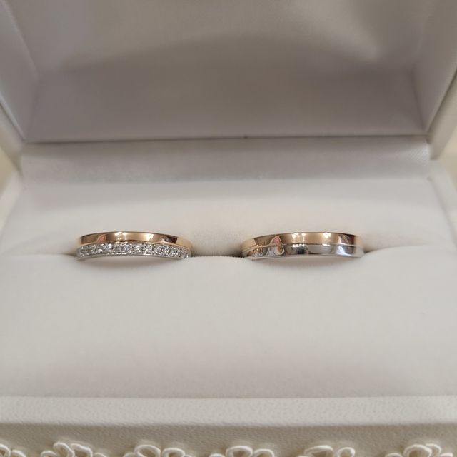 【美輪宝石の口コミ】 2代目の結婚指輪なので、若い頃より幅や厚みのしっかりした物で、ピンクゴ…