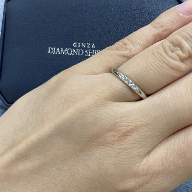 【銀座ダイヤモンドシライシの口コミ】 シンプルながら、ダイヤモンドの大きさがグラデーションになっているとこ…