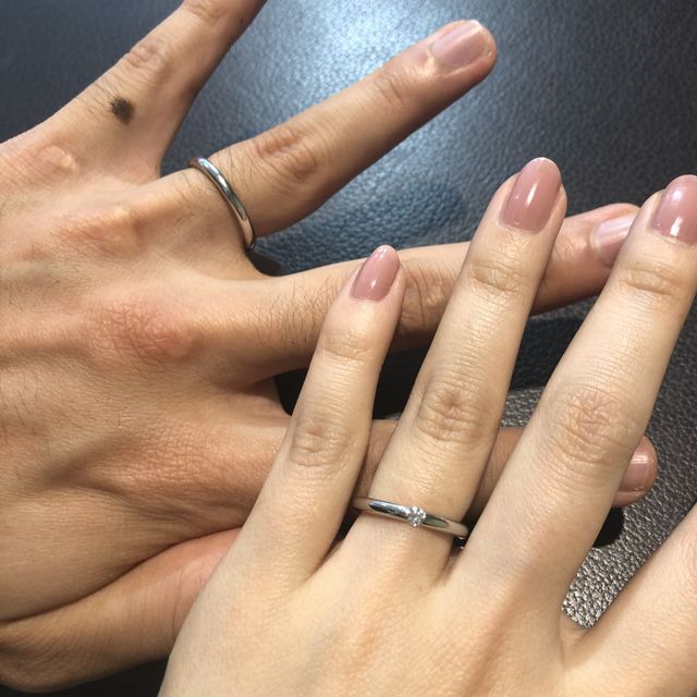 【NIESSING(ニーシング)の口コミ】 鍛造で丈夫であることと、シンプルで洗礼されたデザインです。ダイヤが埋…