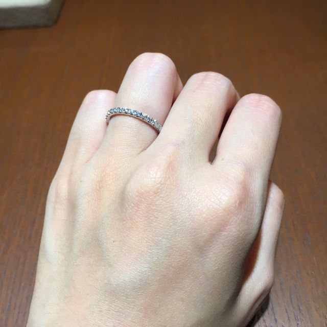 【TRECENTI(トレセンテ)の口コミ】 結婚指輪といえば、王道のデザインがいいなと思っており、とてもキラキラ…