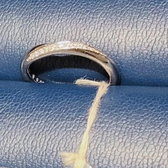 【銀座ダイヤモンドシライシの口コミ】 ダイヤモンドがキラキラしているデザインで、どの角度からもその美しさが…