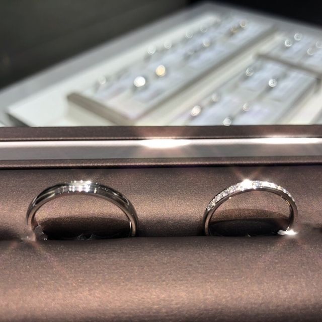 【アイプリモ(I-PRIMO)の口コミ】 2時間ほど、じっくりと指輪を試着し指に合うデザインとダイヤモンドのキラ…