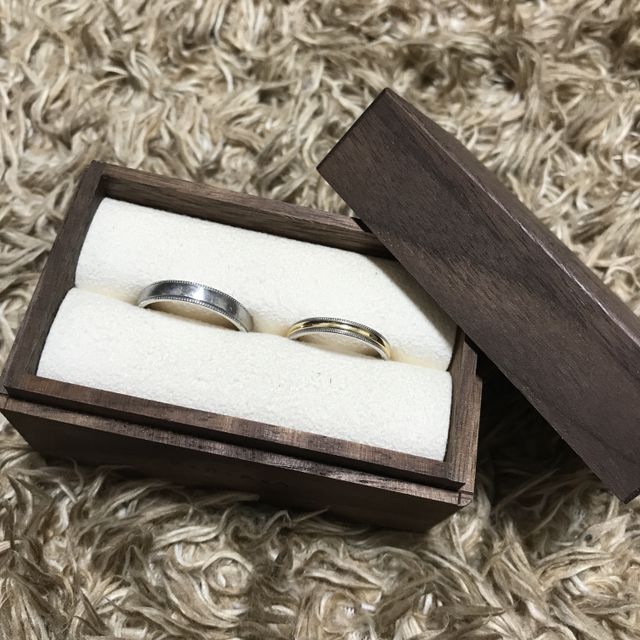 【PORTADA(ポルターダ)の口コミ】 デザインがとても気に入りました。太さと丸みも、私たちにピッタリなもの…