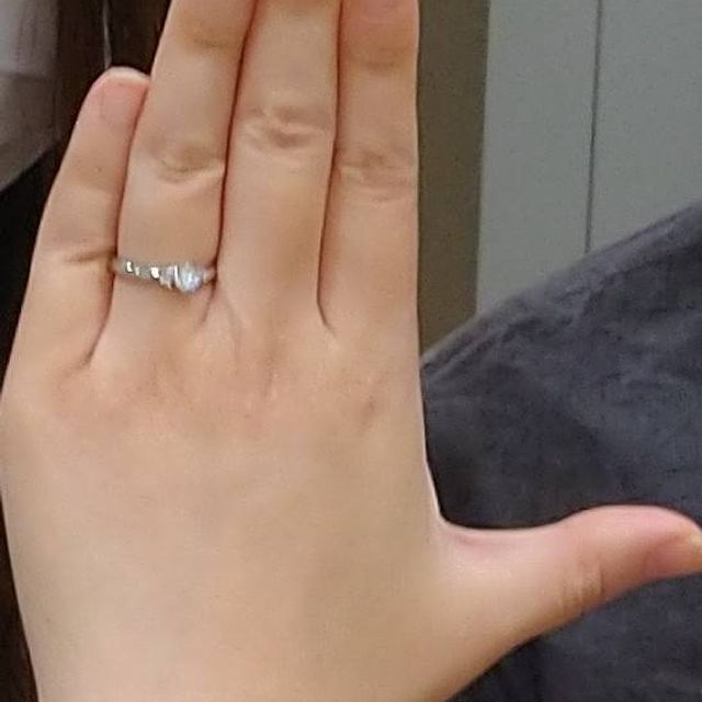 【アイプリモ(I-PRIMO)の口コミ】 デザインとしては、シンプル過ぎると安っぽくみえ、逆にいろいろ装飾が多…