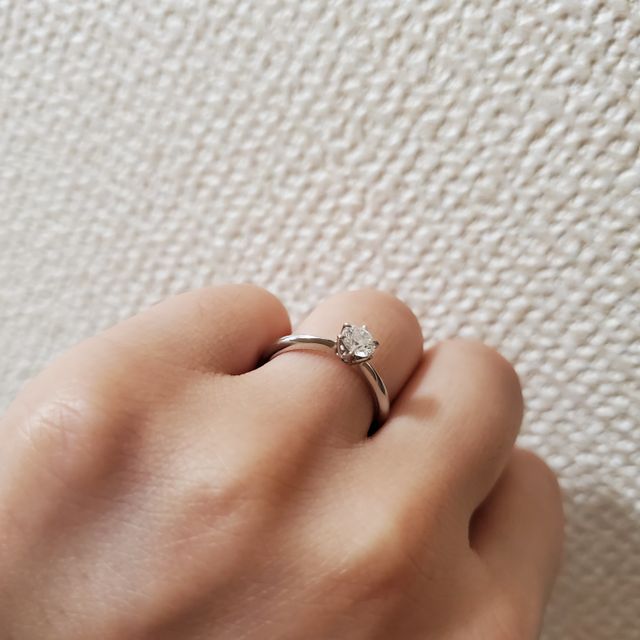 【銀座ダイヤモンドシライシの口コミ】 つけ心地かよく、ここにする！と決まりました。ずっとつけるためのもので…