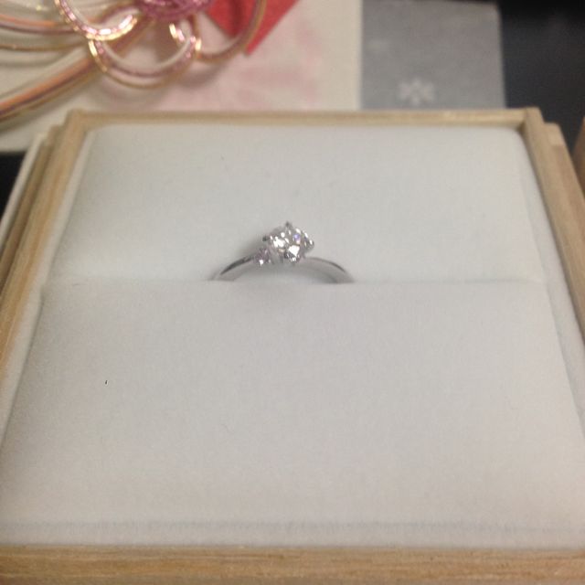 【宝寿堂(ほうじゅどう)の口コミ】 大きいダイヤに憧れがあったのですが、ちゃんと私の指に着けさせて頂くと…