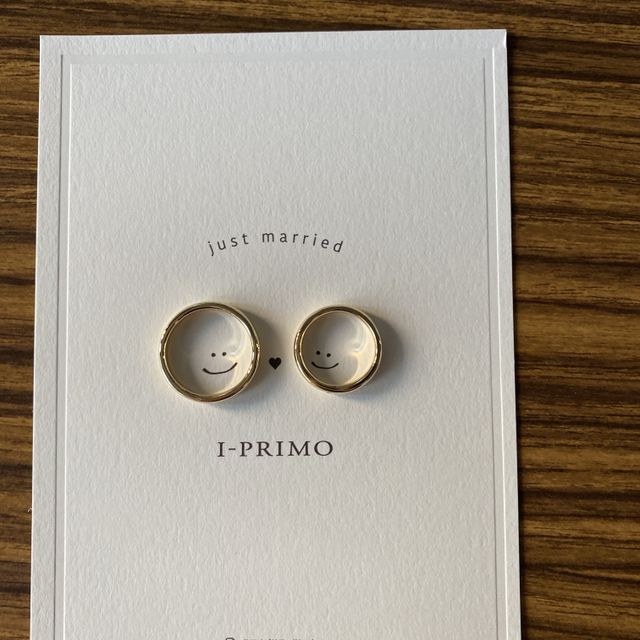 【アイプリモ(I-PRIMO)の口コミ】 シンプル、でも存在感のある重厚感のある指輪を探していました。あまり、…