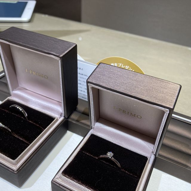 【アイプリモ(I-PRIMO)の口コミ】 元々婚約指輪は買う予定が無かったですが、お店に入ってキラキラ輝いてい…