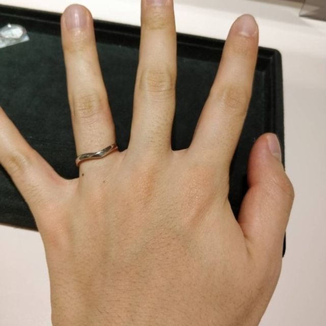 【TRECENTI(トレセンテ)の口コミ】 全ての指輪を内甲丸という着脱がしやすい形にしており、普段指輪をする習…