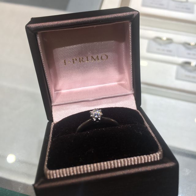 【アイプリモ(I-PRIMO)の口コミ】 今年のイヤーモデルということと、表からだけでなく横から見たときにもダ…