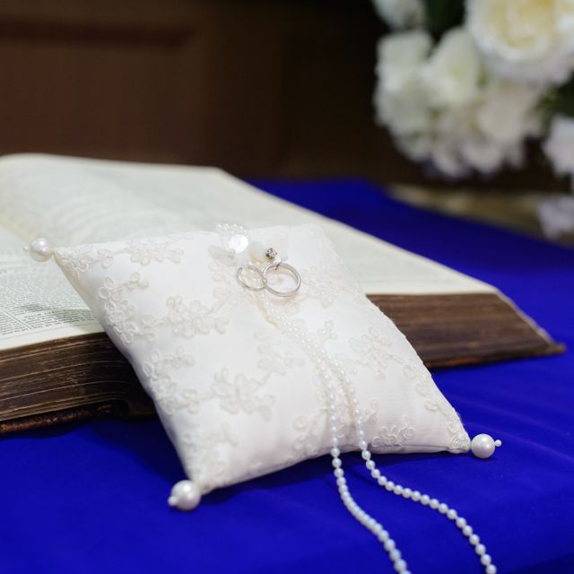 【ティファニー(Tiffany & Co.)の口コミ】 婚約指輪をティファニーで購入したので、結婚指輪もティファニーで購入し…