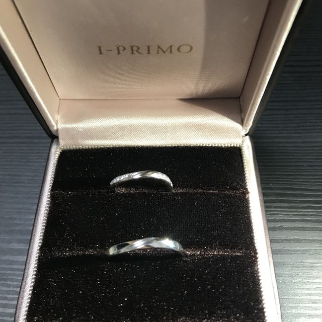 【アイプリモ(I-PRIMO)の口コミ】 結婚式場に何店舗かオススメしてもらいその中から選びました。
実際に試着…