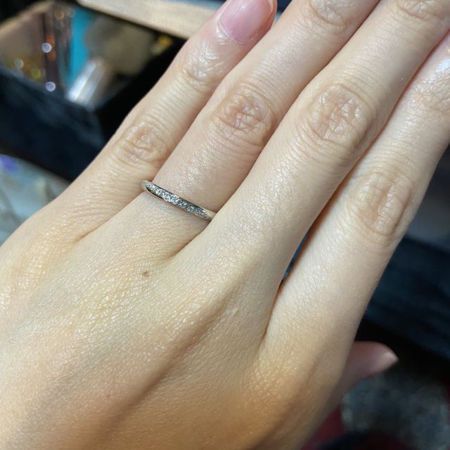 【銀座ダイヤモンドシライシの口コミ】 初めて見た瞬間から「絶対にこの指輪がいい！」と一目惚れしました。私も…
