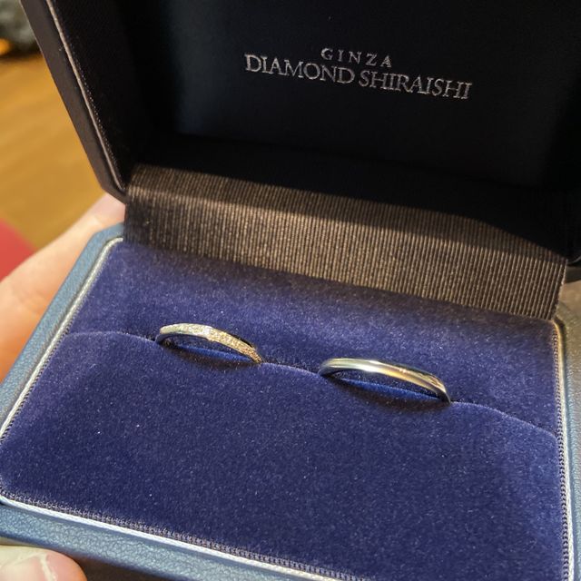 【銀座ダイヤモンドシライシの口コミ】 初めて見た瞬間から「絶対にこの指輪がいい！」と一目惚れしました。私も…
