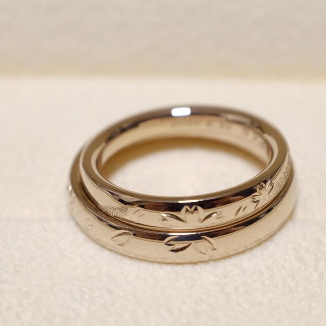 【TANZO.(鍛造指輪)の口コミ】 鋳造ではなく、１つ１つ職人の手で作られており世界に１つだけの指輪を作…