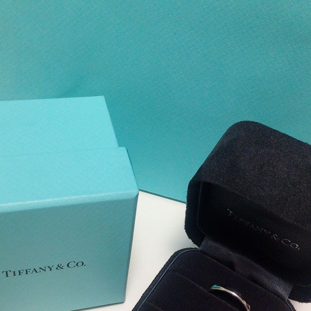 【ティファニー(Tiffany & Co.)の口コミ】 結婚指輪は絶対ティファニー！と決めてお店に行きました。ピンクゴールド…