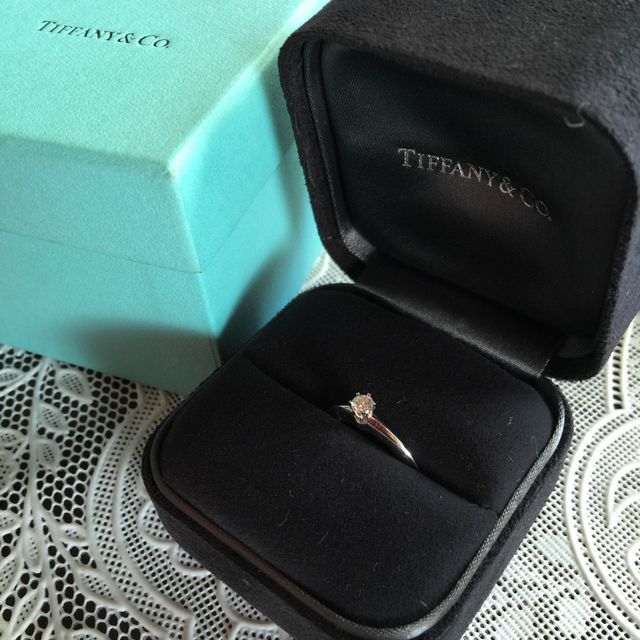 【ティファニー(Tiffany & Co.)の口コミ】 高値じゃなくてもいいから、宝石のついたものが欲しいと翌月入籍予定の夫…