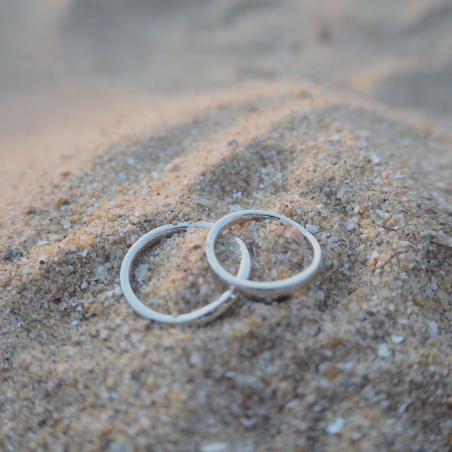 【4℃ BRIDAL(ヨンドシーブライダル)の口コミ】 Mickeyデザインに一目惚れしました☺︎
ダイヤ部分もそれほど主張していなく…