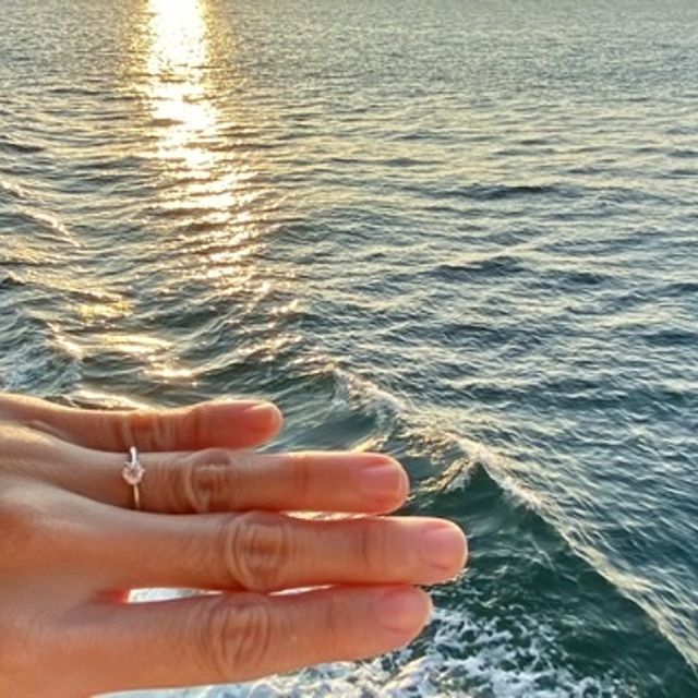 【銀座ダイヤモンドシライシの口コミ】 できれば箱パカ&リングという演出でサプライズしたかったので、スタン…