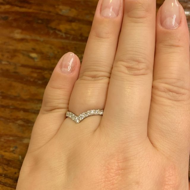 【TANZO.(鍛造指輪)の口コミ】 色々なブランドがある中でTANZOに決めたのは、
フルオーダーが可能であり…