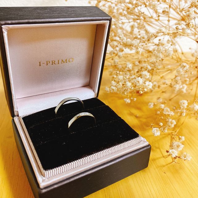 【アイプリモ(I-PRIMO)の口コミ】 ずっと着けるものなのでシンプルなデザインで、価格帯はセットで30万円〜3…