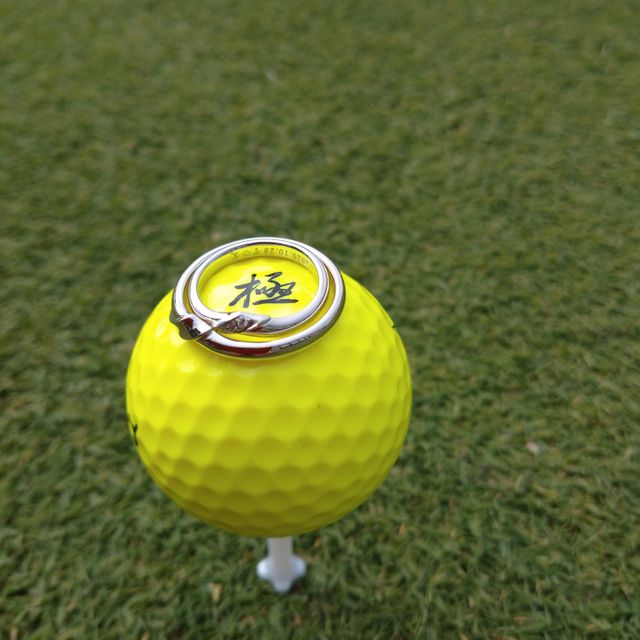 【アイプリモ(I-PRIMO)の口コミ】 何種類も試着させていただき、二人が気に入った指輪にした。最初は、写真…