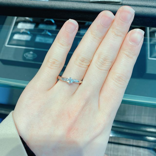 【エクセルコダイヤモンド(EXELCO DIAMOND)の口コミ】 Clair de Lune Fine (クレア ド ルーン フィーヌ)です。ゆるやかなウェー…