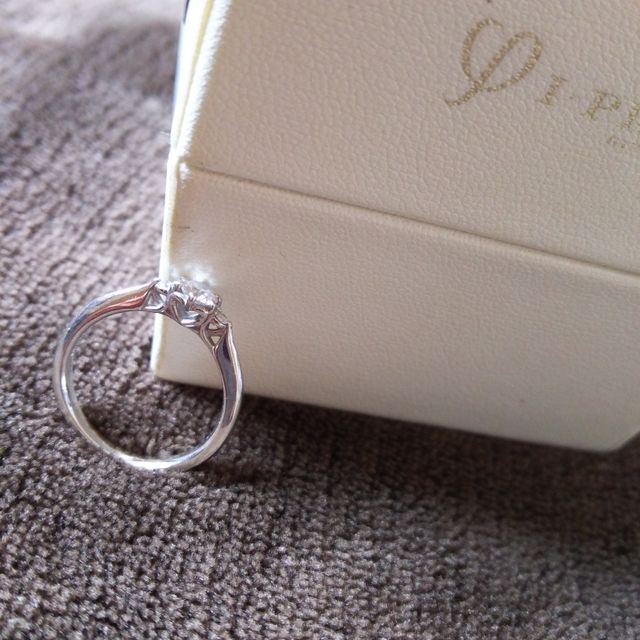 【アイプリモ(I-PRIMO)の口コミ】 何回かお店に通いデザインを迷っていましたが、担当のスタッフさんが新作…