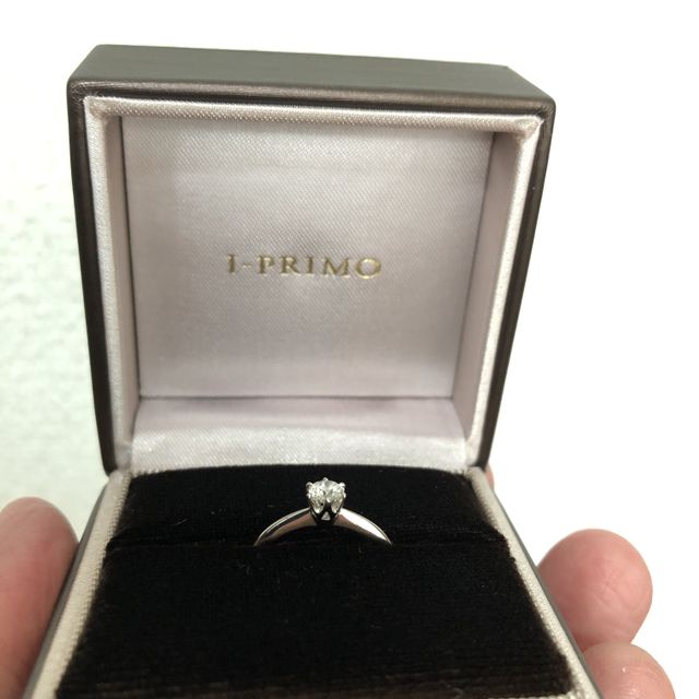 【アイプリモ(I-PRIMO)の口コミ】 デザインが素晴らしく可愛いととても感じました、石のサイズなどは担当し…