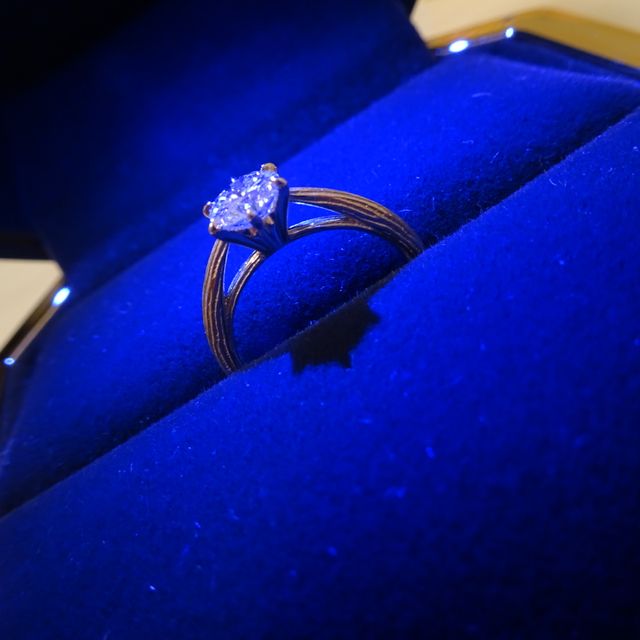 【ケイウノ ブライダル(K.UNO BRIDAL)の口コミ】 先に婚約指輪のデザインを決めてから、結婚指輪のデザインを決めました。
…