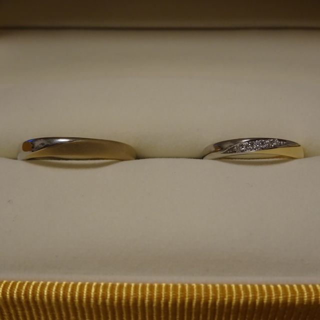 【ケイウノ ブライダル(K.UNO BRIDAL)の口コミ】 先に婚約指輪のデザインを決めてから、結婚指輪のデザインを決めました。
…