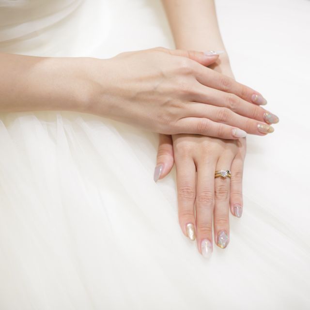 【ケイウノ ブライダル(K.UNO BRIDAL)の口コミ】 先に婚約指輪のデザインを決めてから、結婚指輪のデザインを決めました。
…