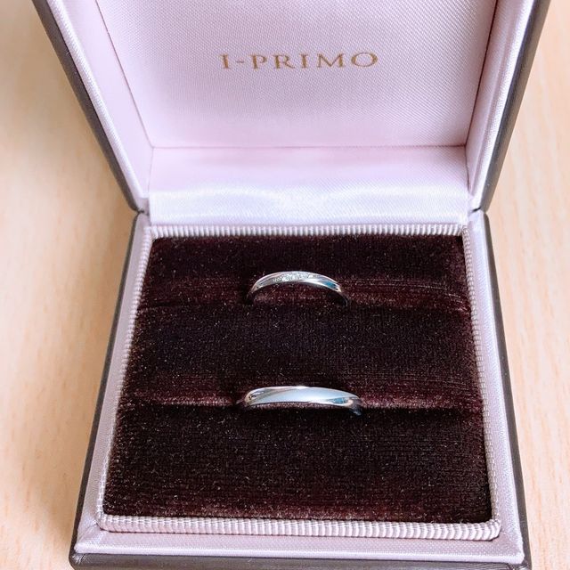 【アイプリモ(I-PRIMO)の口コミ】 無知であったため店員さんに様々な候補を出していただき、その指輪のデザ…