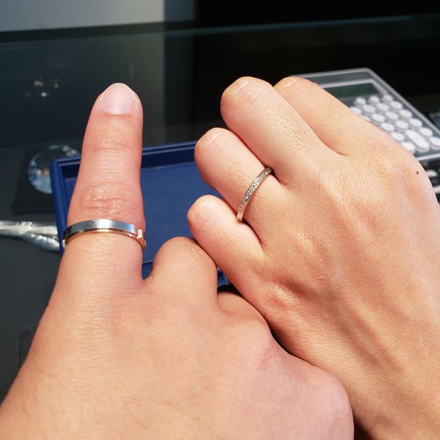 【銀座ダイヤモンドシライシの口コミ】 妻の指輪に関しましては、ダイヤモンドが散りばめられたデザインを希望し…