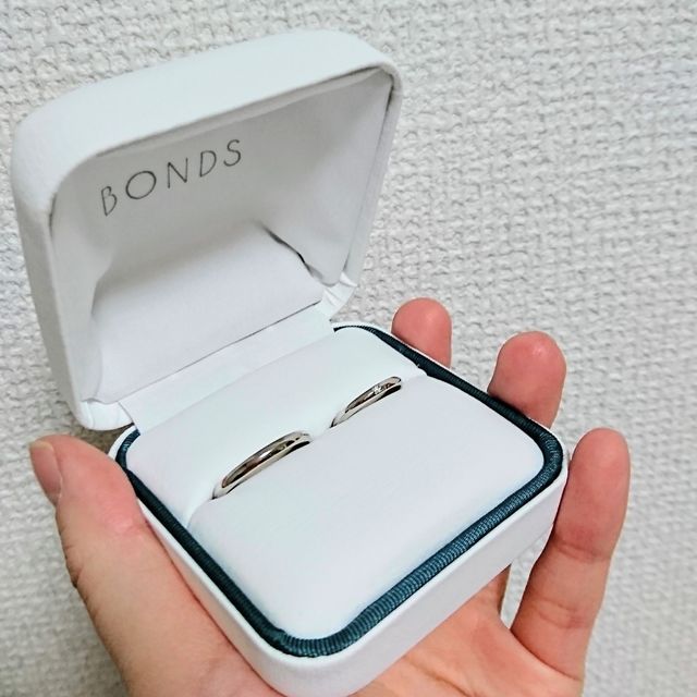 【BONDS(ボンズ)の口コミ】 指輪本体のデザインが細身でシンプルな、シルバーのものを探していたので…