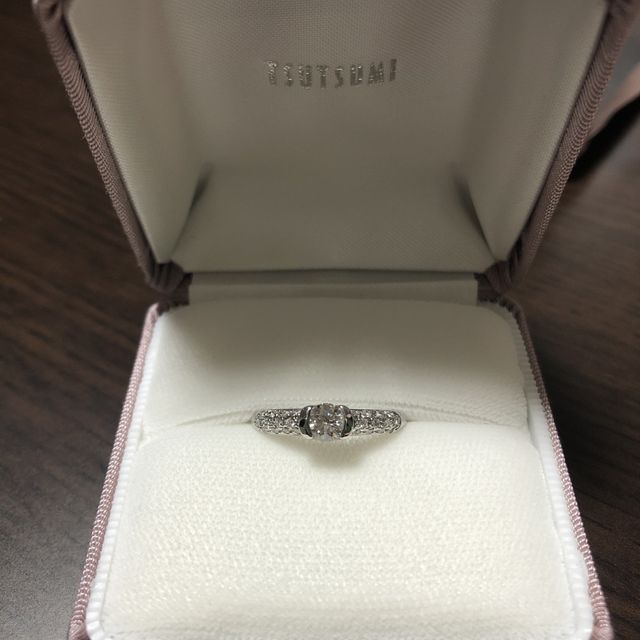 【ジュエリーツツミ(JEWELRY TSUTSUMI)の口コミ】 ダイヤモンドも質のいいものを使用しており、輝きが素敵で気に入りました…