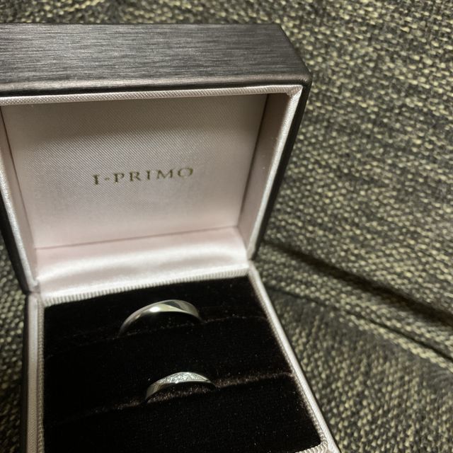 【アイプリモ(I-PRIMO)の口コミ】 新郎側は、カナッサというデザインです。新婦側は、フォルトゥーナという…