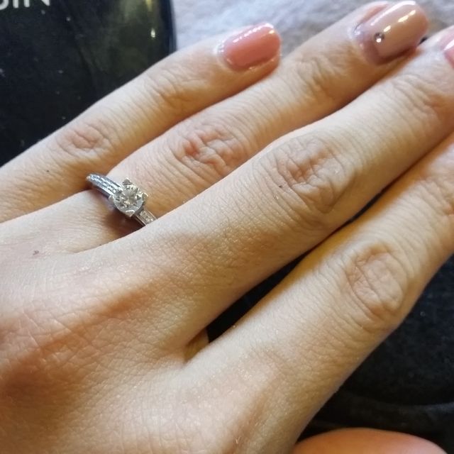 【MAUBOUSSIN(モーブッサン)の口コミ】 彼（現在の夫）が私に内緒で購入してくれていました。結婚すること自体は…