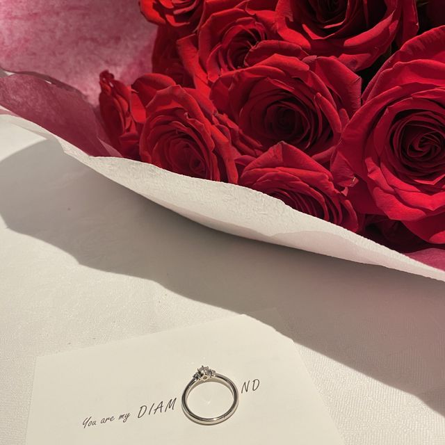 【ラザール ダイヤモンド(LAZARE DIAMOND)の口コミ】 周りと被りにくいものにしたいと話していたところ、サイトでこちらのブラ…