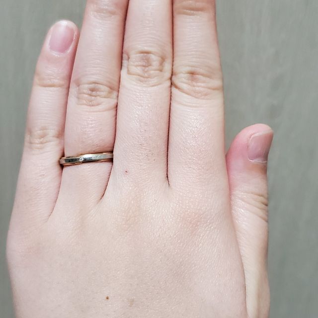 【アイプリモ(I-PRIMO)の口コミ】 仕事中なども指輪を付けていたかったので、ワンポイントでダイヤが埋め込…