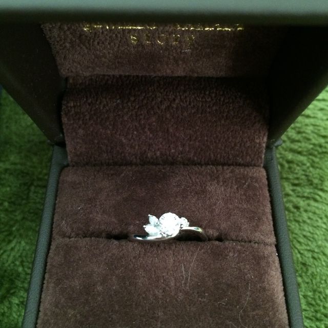 【JEWELRY  KAMATA(ジュエリーかまた)の口コミ】 何店舗か見回って、好きな指輪がなかったので婚約指輪どうしようかな。と…