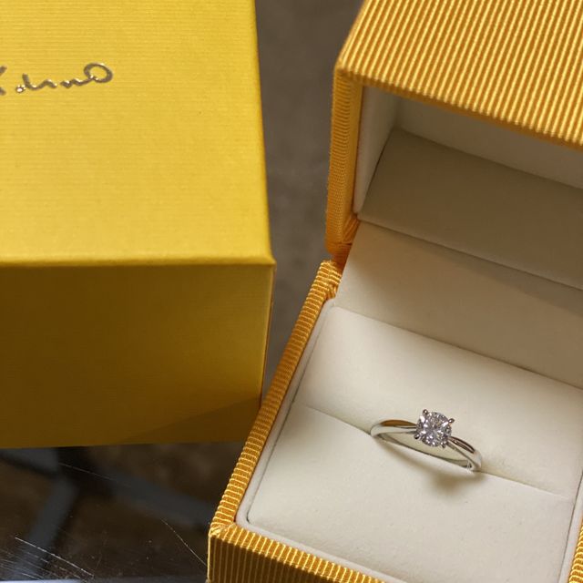 【ケイウノ ブライダル(K.UNO BRIDAL)の口コミ】 ダイヤを持ち込んでのリフォームです。ダイヤや私の希望をもとにデザイン…